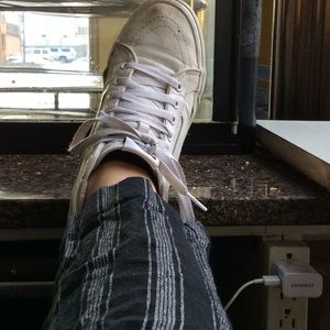 Meet your Posher, Mila